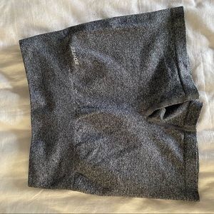 Bo+Tee Seamless high waisted shorts